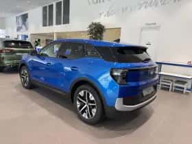 Ford Explorer thumbnail 3