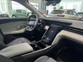 Ford Explorer thumbnail 8