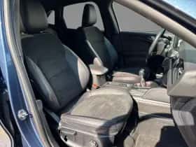 Ford Kuga thumbnail 39