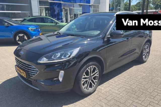 Ford Kuga (2021) thumbnail 1