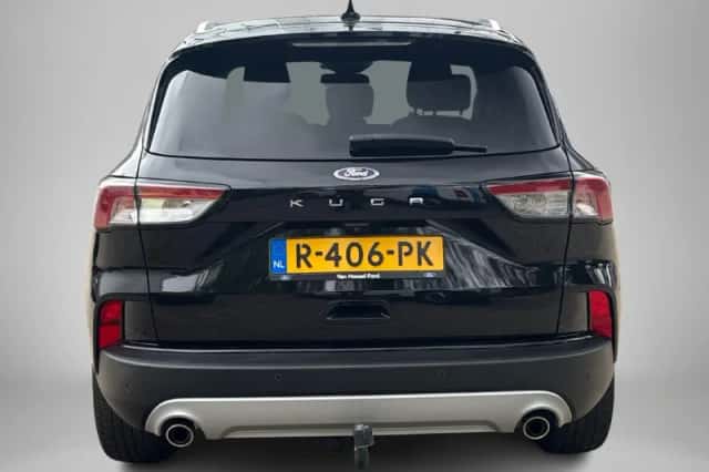 Ford Kuga (2021) thumbnail 3