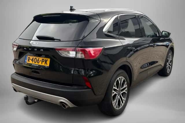 Ford Kuga (2021) thumbnail 4