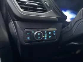 Ford Kuga thumbnail 10