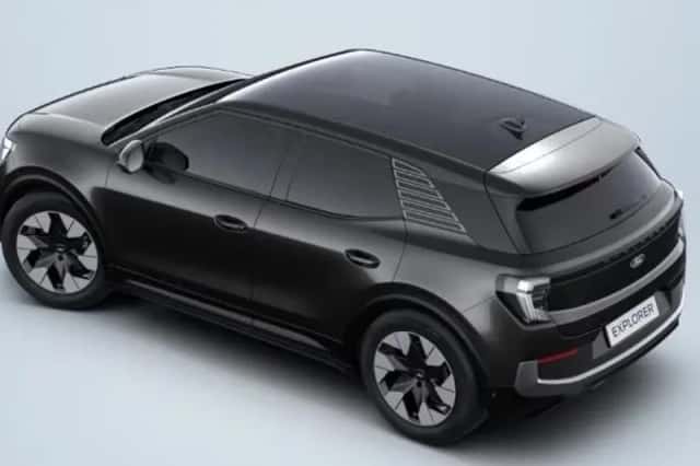 Ford Explorer (2026) thumbnail 4