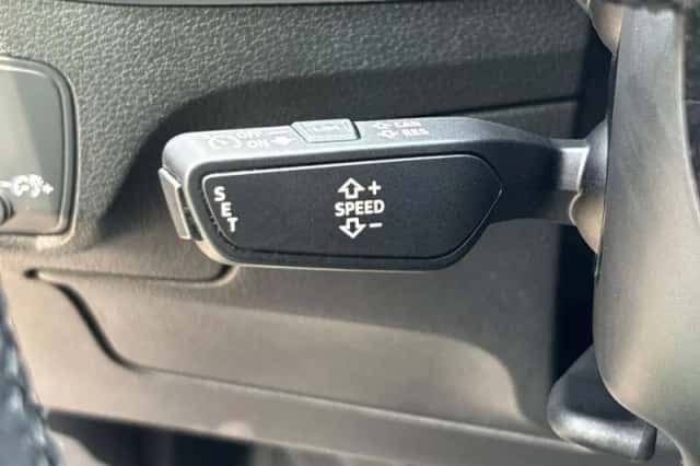 Audi Q2 (2024) thumbnail 6