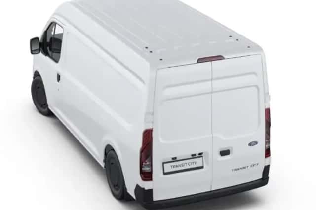 Ford Transit (2026) thumbnail 4