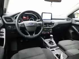 Ford Focus thumbnail 7