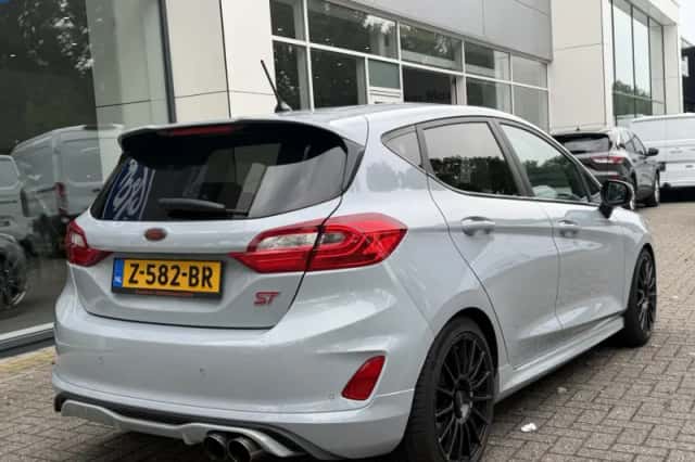 Ford Fiesta (2019) thumbnail 5