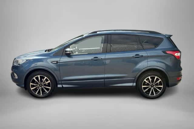 Ford Kuga (2018) thumbnail 2