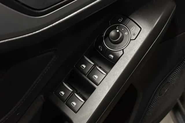 Ford Focus (2023) thumbnail 24
