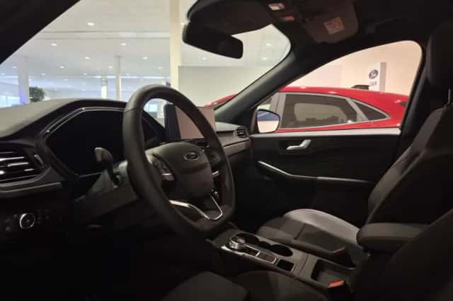 Ford Kuga (2026) thumbnail 7
