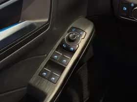 Ford Kuga thumbnail 26