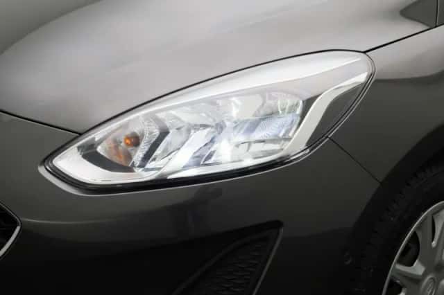 Ford Fiesta (2021) thumbnail 13