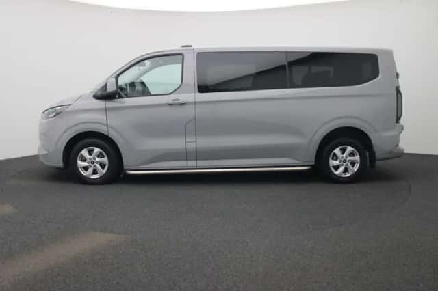 Ford Transit Custom (2024) thumbnail 4