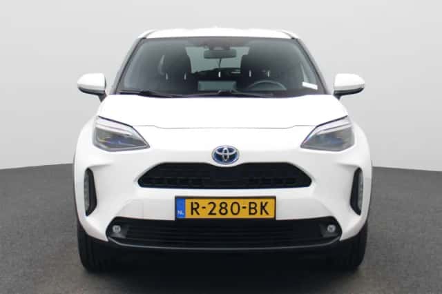 Toyota Yaris Cross (2022) thumbnail 3