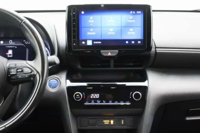 Toyota Yaris Cross (2022) thumbnail 8