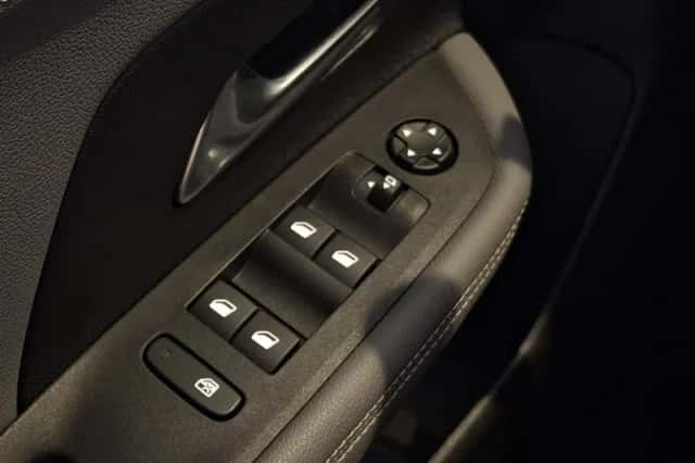 Opel Mokka (2023) thumbnail 22