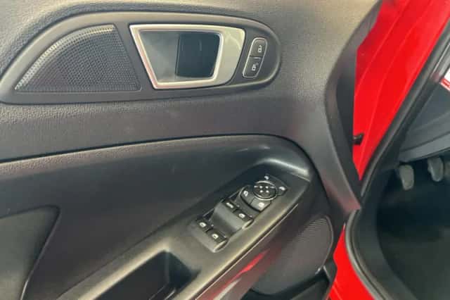 Ford EcoSport (2019) thumbnail 10