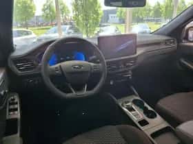 Ford Kuga thumbnail 12