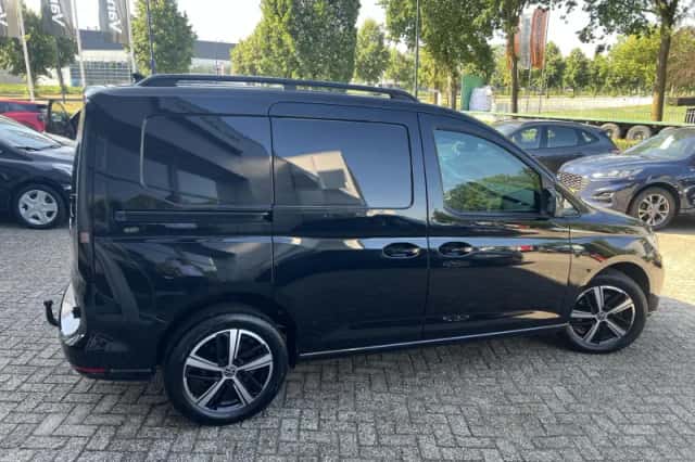 Volkswagen Caddy (2022) thumbnail 5