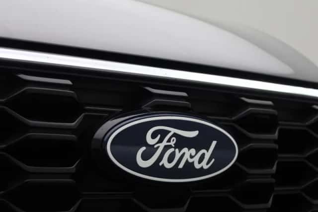 Ford Kuga (2025) thumbnail 37