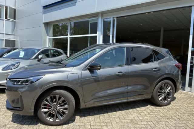 Ford Kuga (2026) thumbnail 2