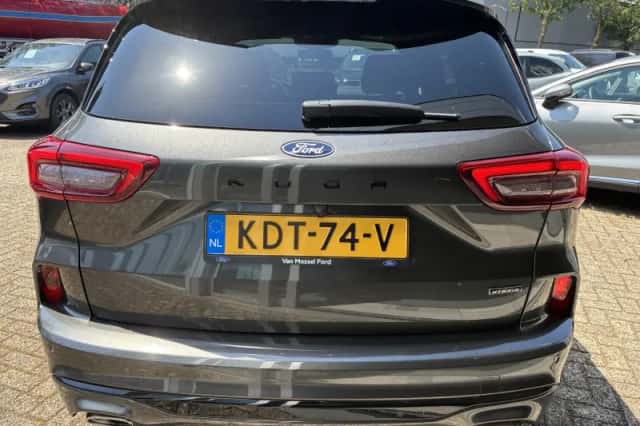Ford Kuga (2026) thumbnail 4