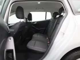 Ford Focus thumbnail 12