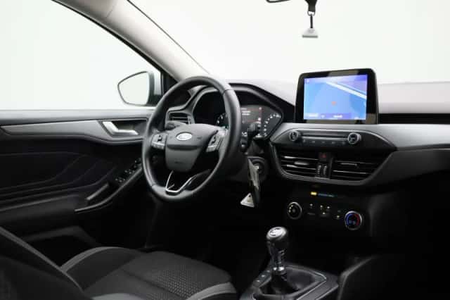Ford Focus (2023) thumbnail 29