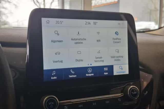 Ford Fiesta (2018) thumbnail 15