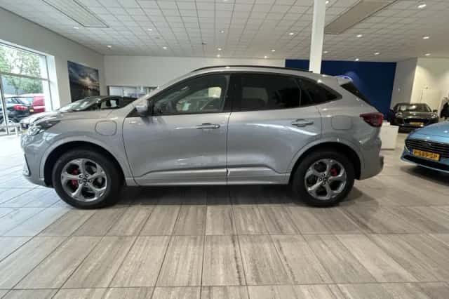 Ford Kuga (2026) thumbnail 2