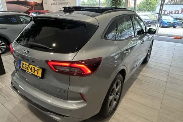 Ford Kuga (2026) thumbnail 5