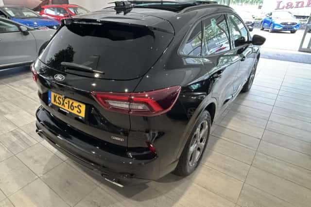 Ford Kuga (2026) thumbnail 5