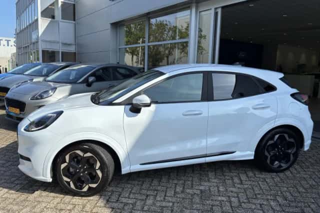 Ford Puma (2025) thumbnail 2