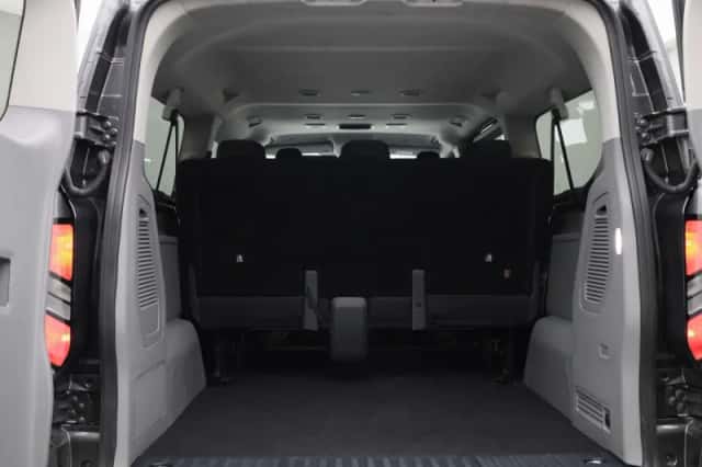 Ford Transit Custom (2024) thumbnail 13