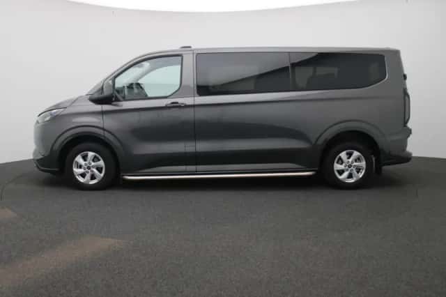 Ford Transit Custom (2024) thumbnail 4