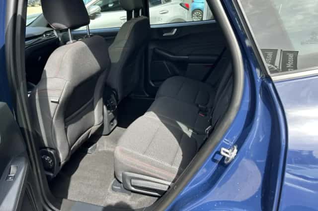 Ford Kuga (2022) thumbnail 11