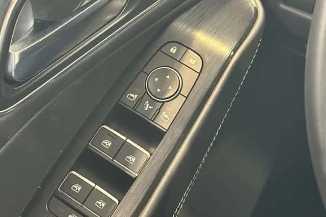 Nissan Qashqai (2024) thumbnail 25