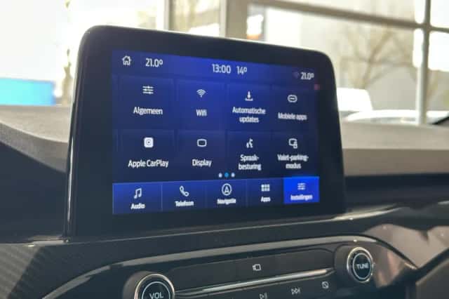Ford Kuga (2021) thumbnail 18
