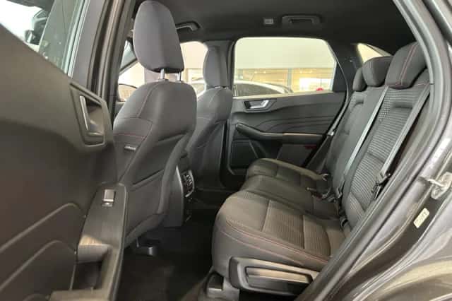 Ford Kuga (2021) thumbnail 28