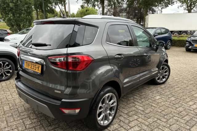 Ford EcoSport (2018) thumbnail 5
