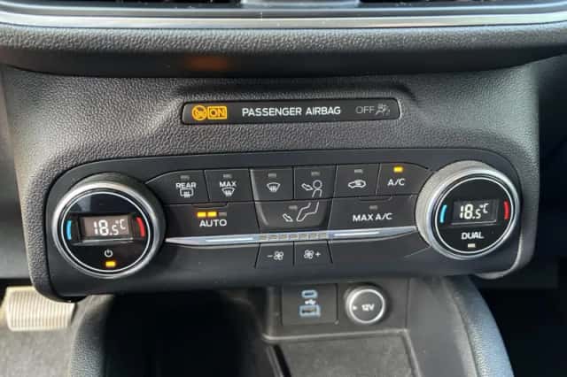 Ford Kuga (2020) thumbnail 12