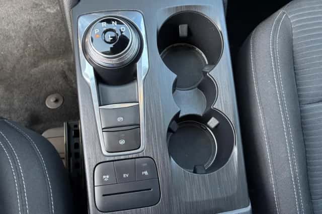 Ford Kuga (2020) thumbnail 13