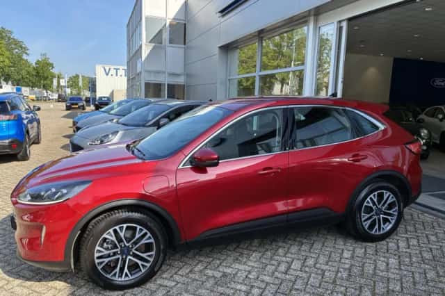 Ford Kuga (2020) thumbnail 4