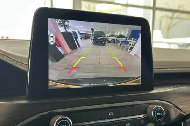 Ford Kuga (2021) thumbnail 21