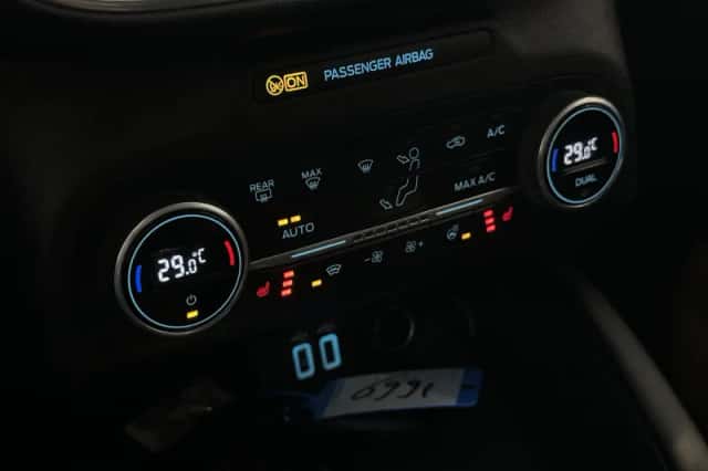 Ford Kuga (2021) thumbnail 23