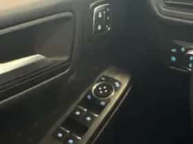 Ford Kuga thumbnail 29