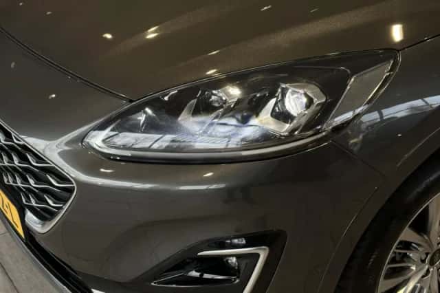 Ford Kuga (2021) thumbnail 8