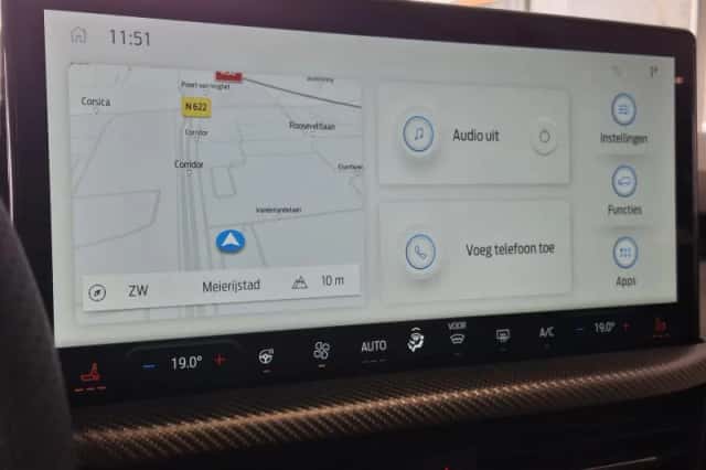 Ford Kuga (2025) thumbnail 17