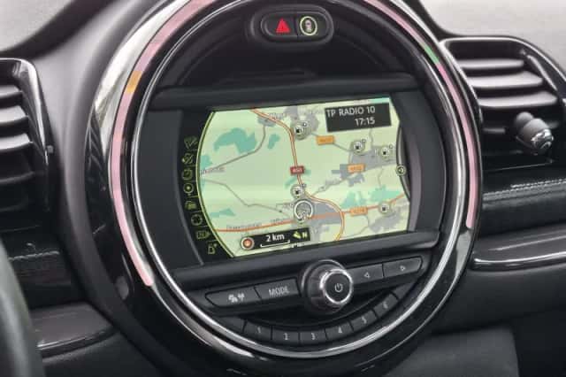 MINI Clubman (2017) thumbnail 15